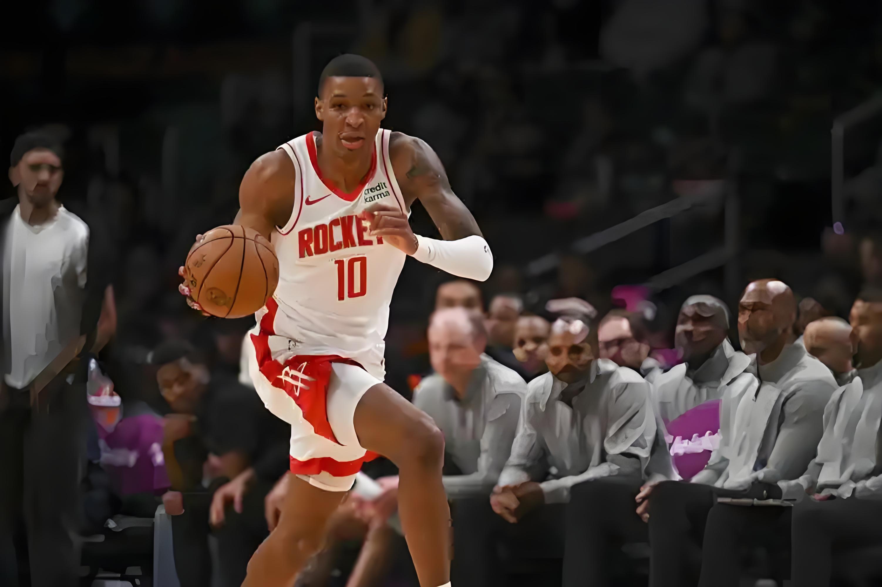 包含关键时刻夏洛特黄蜂止住颓势——NBA常规赛节点到来，气氛紧张，赛季目标并未改变的词条