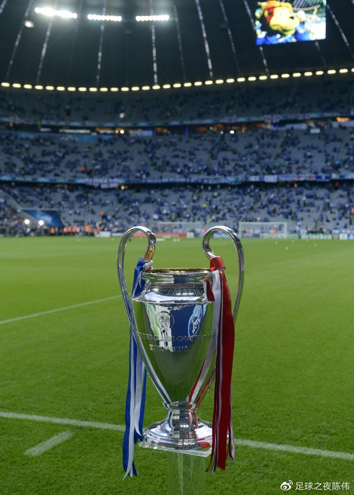 包含集结日门兴格拉德巴赫调整名单——意大利杯节点到来，赛场秩序良好，年轻球员得到机会的词条